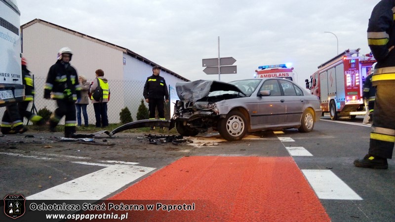 Wypadek na drodze Paprotnia Kampinos