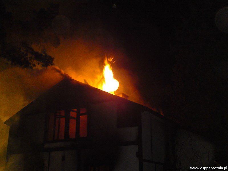 Pożar pustostanu w Bieniewie Parcela