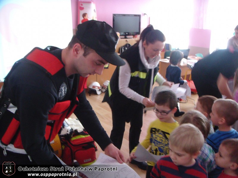 OSP Paprotnia w przedszkolu integracyjnym